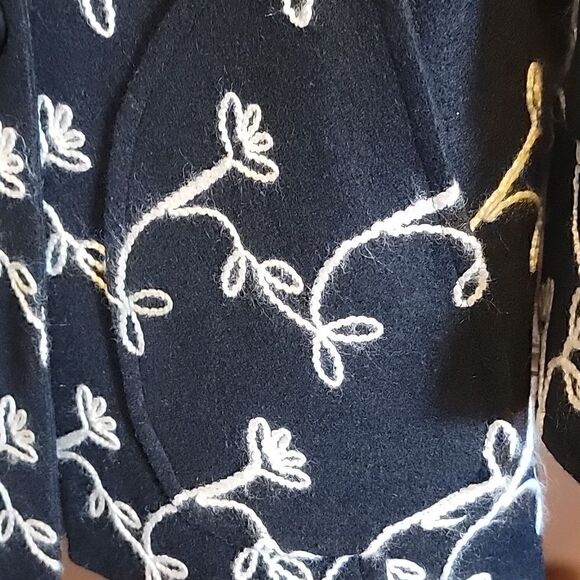 Focus by Shani- Wool/ Rayon, Blk/ Ivory jkt. Lined. Size M. Embroidery - Picture 4 of 9